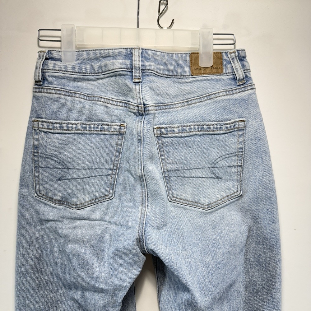 American Eagle Mom Jeans Stretch Light Wash Tapered Women's Size 0 - Picture 11 of 15